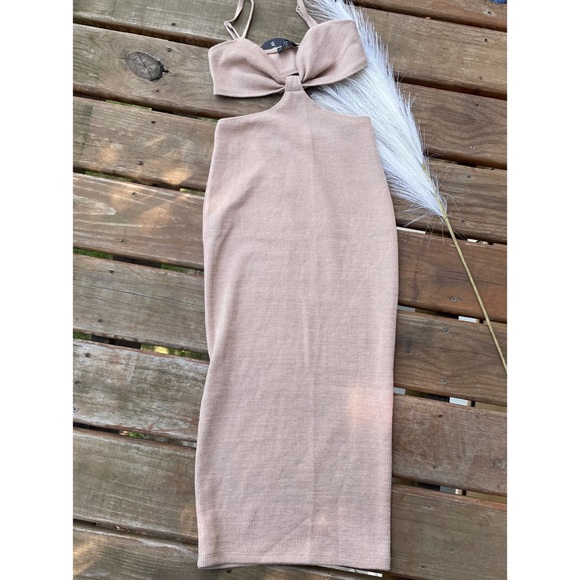 White Fox Boutique Level Headed Midi Dress - Picture 7 of 8